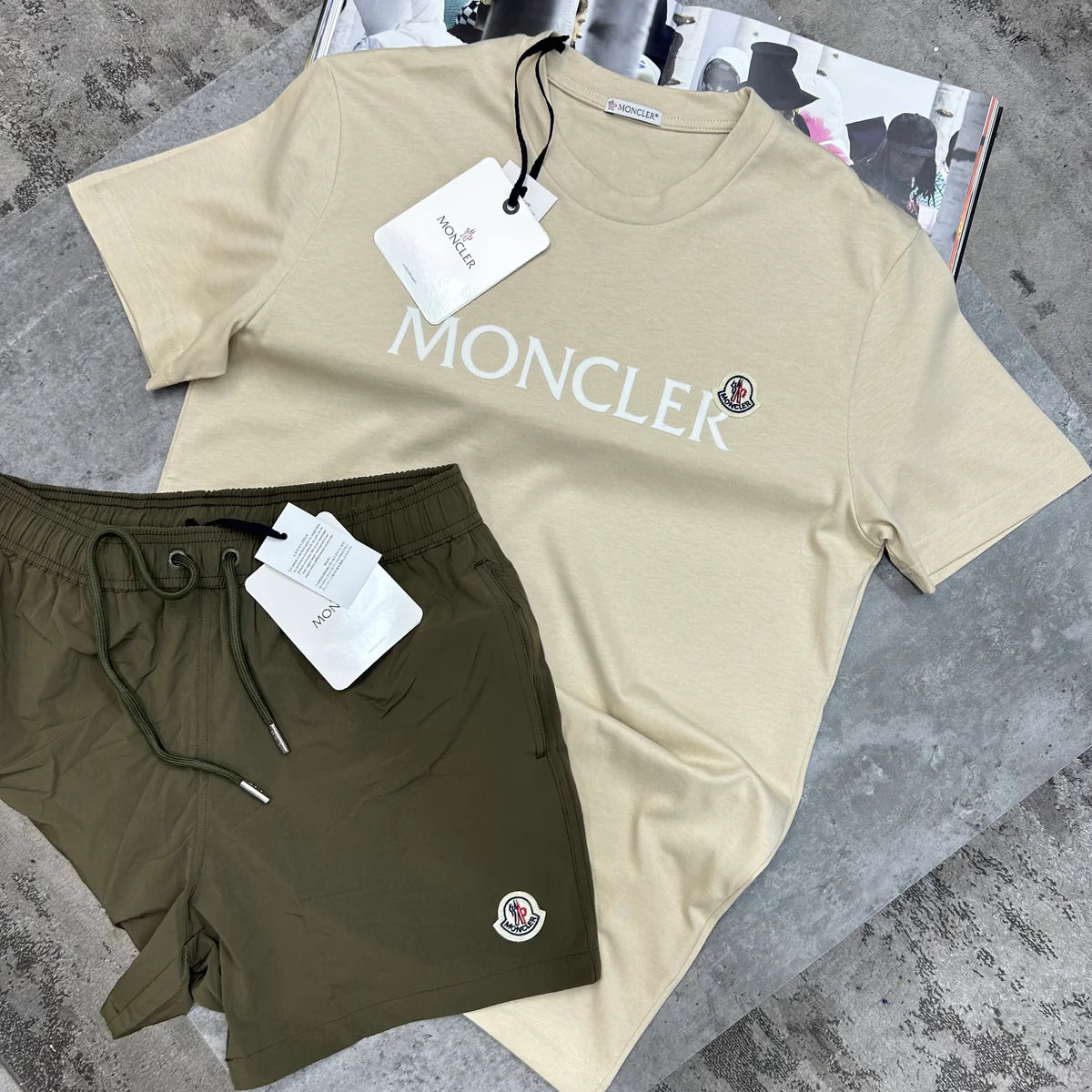 MONCLER BADGE T SHIRT - SAND