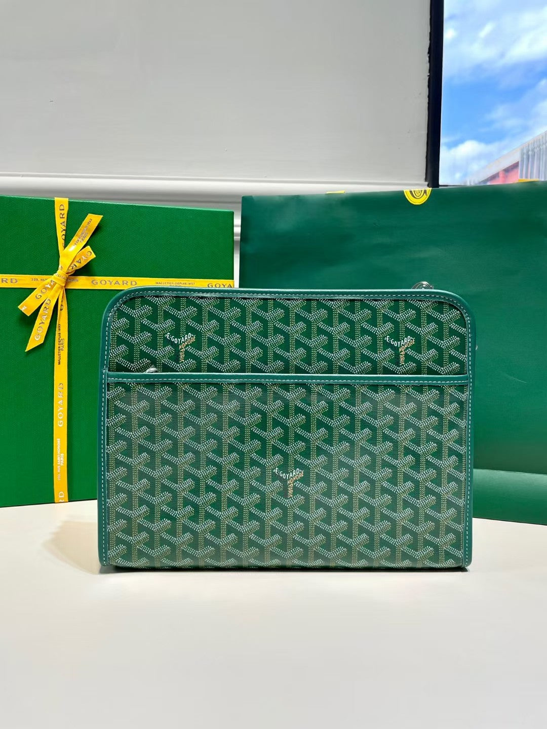 (PRE ORDER) GOYARD POUCH - GREEN