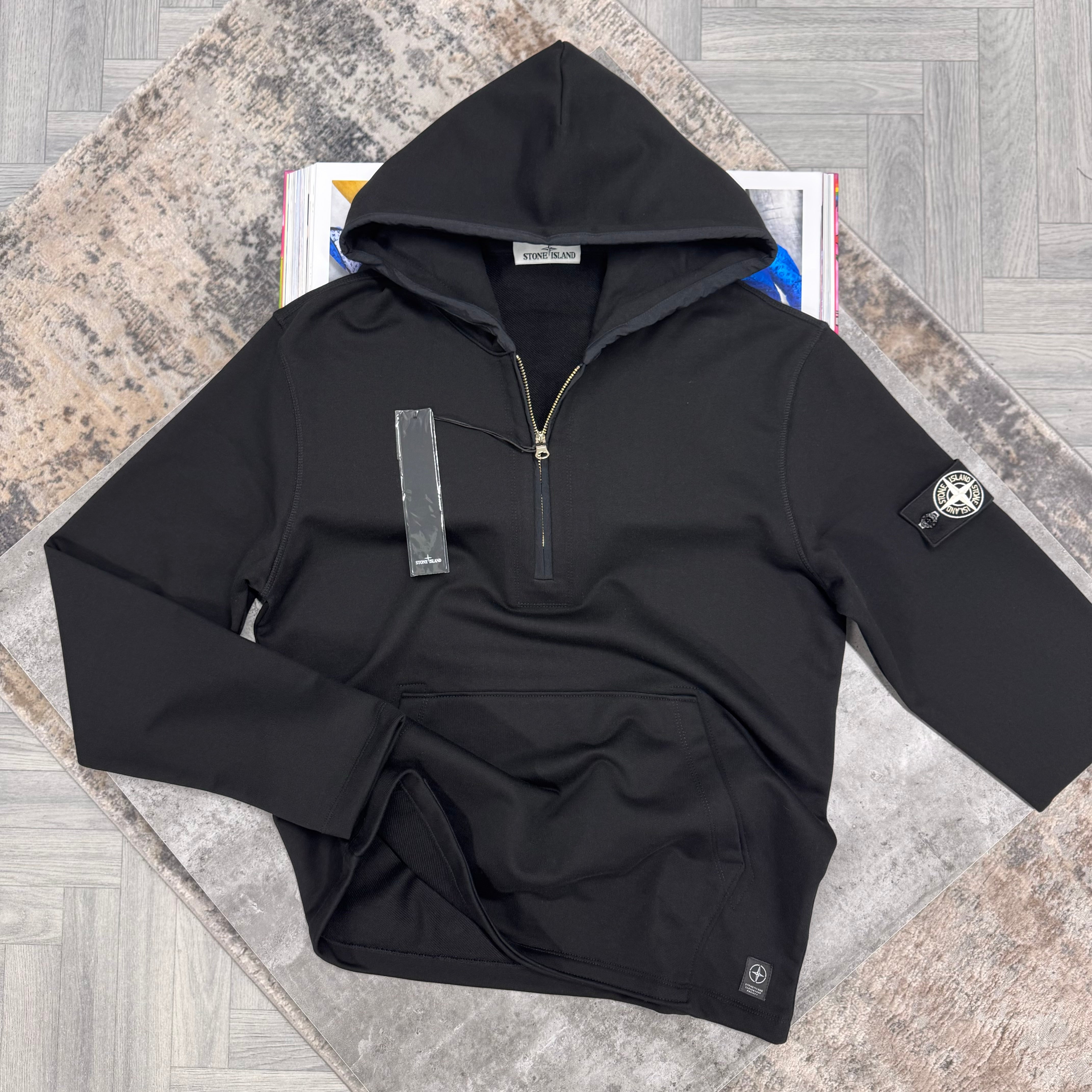 STONEY HALF ZIP HOODIE - BLACK