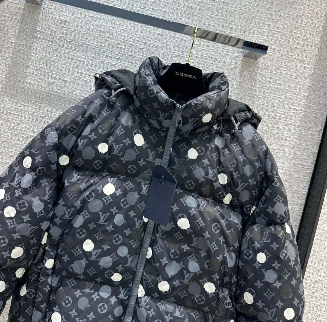 (PRE ORDER) LOUIS VUITTON MONOGRAM POKER DOT COAT - BLACK