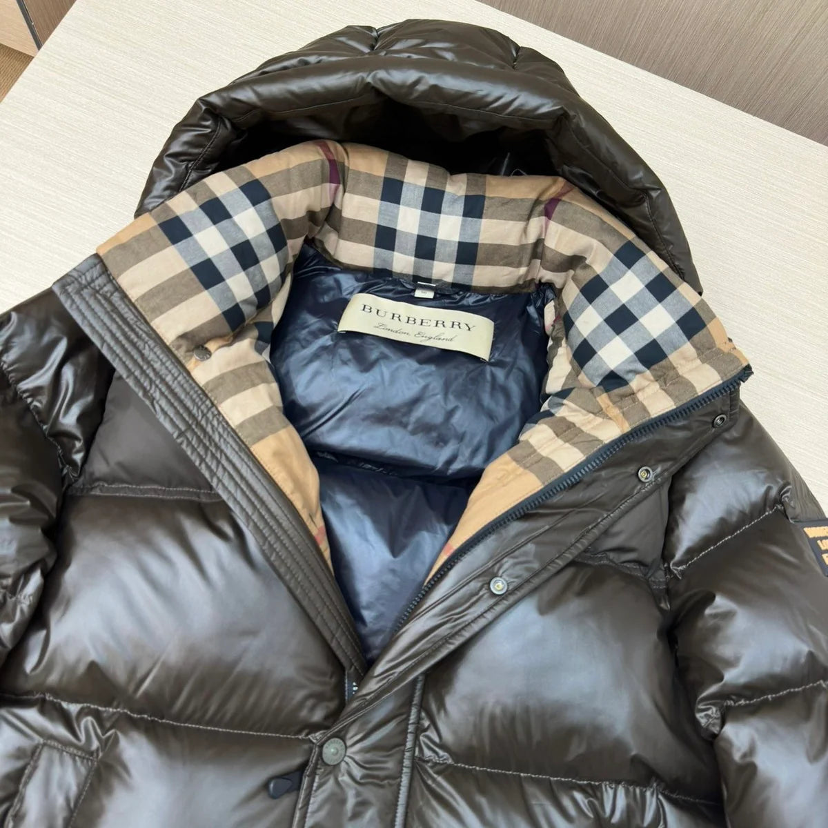 (PRE ORDER) BURBERRY PUFFER COAT - BROWN & NAVY