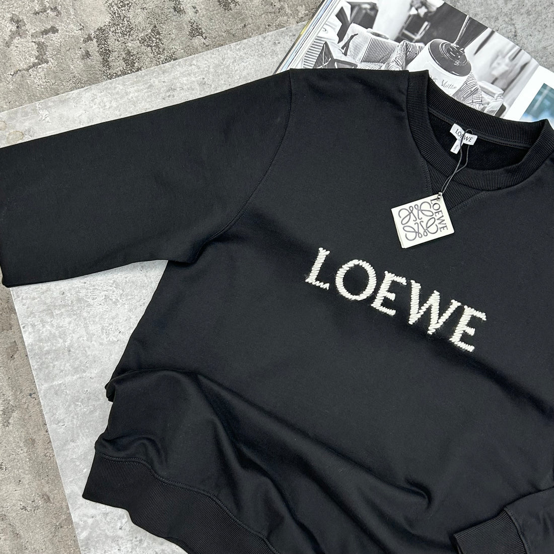 LOEWE CENTRE LOGO JUMPER - BLACK