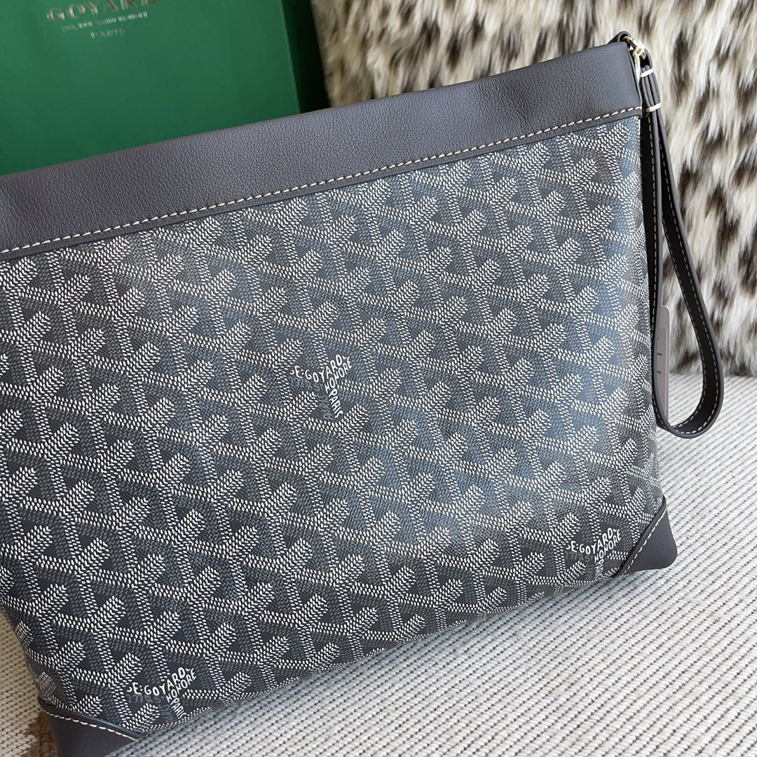 (PRE ORDER) GOYARD POUCH - GREY