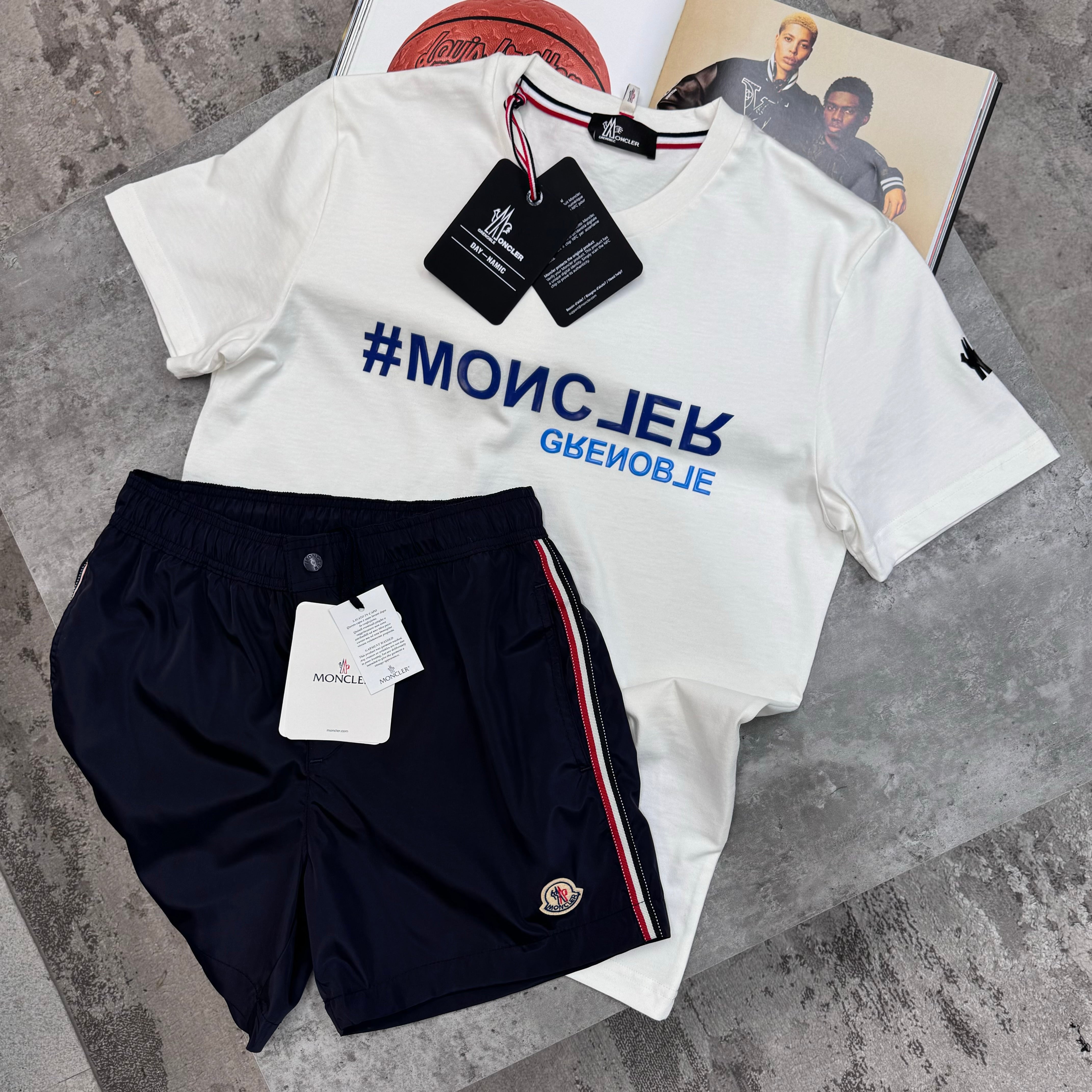 MONCLER GRENOBLE T SHIRT - WHITE