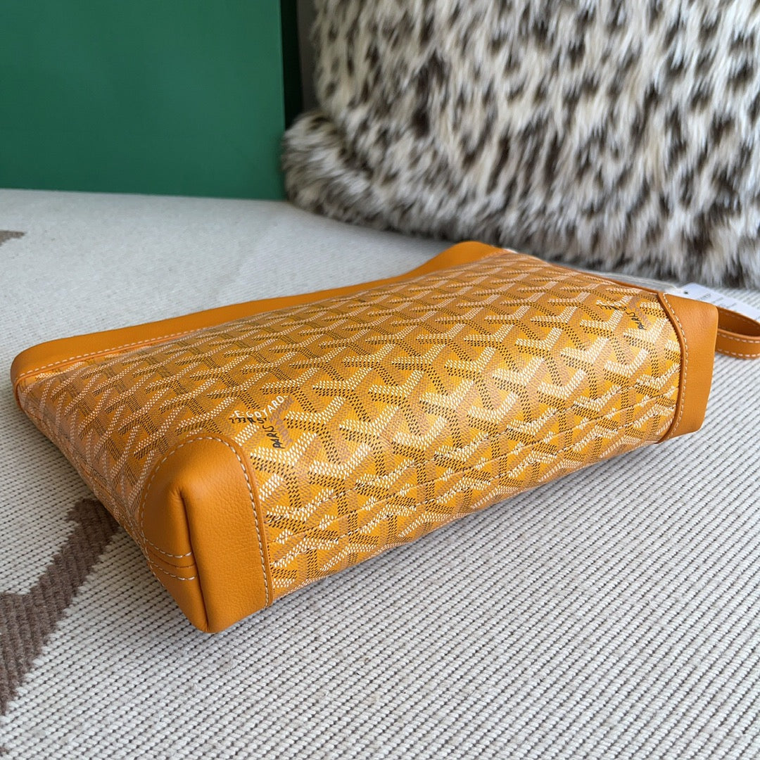 (PRE ORDER) GOYARD POUCH - YELLOW