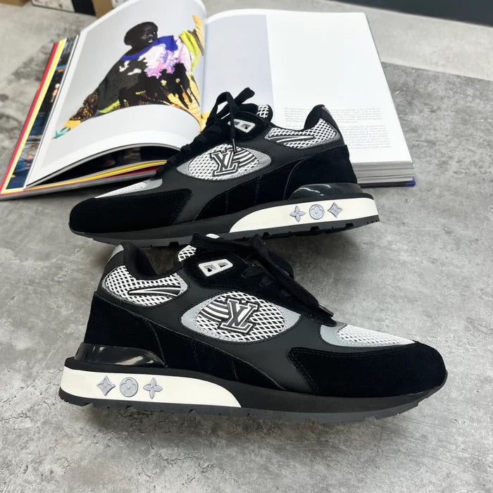 (PRE ORDER) LOUIS VUITTON  RUNAWAY TRAINERS - BLACK