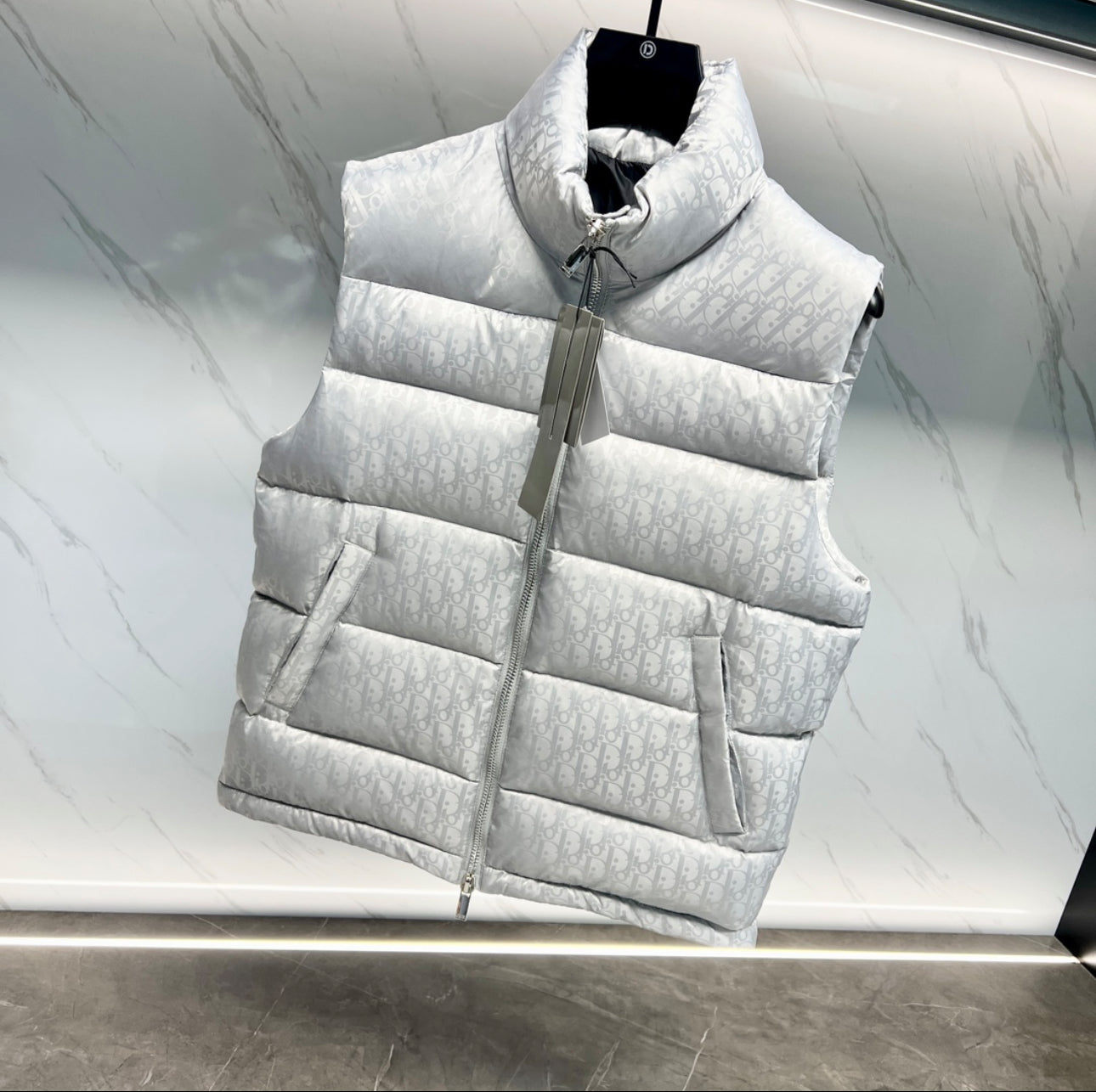 (PRE ORDER) DIOR OBLIQUE GILET - SILVER