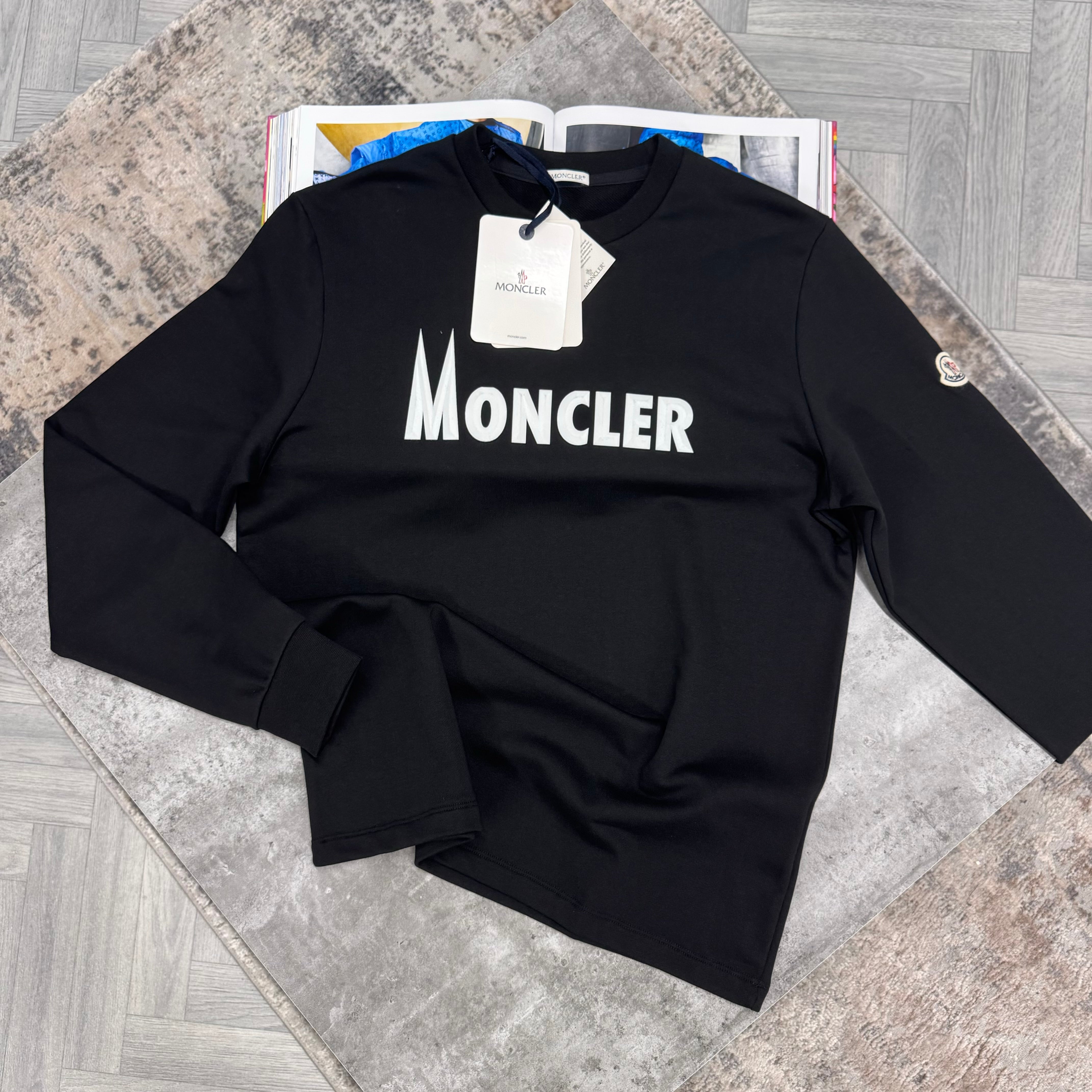 MNCLR JUMPER - BLACK / WHITE