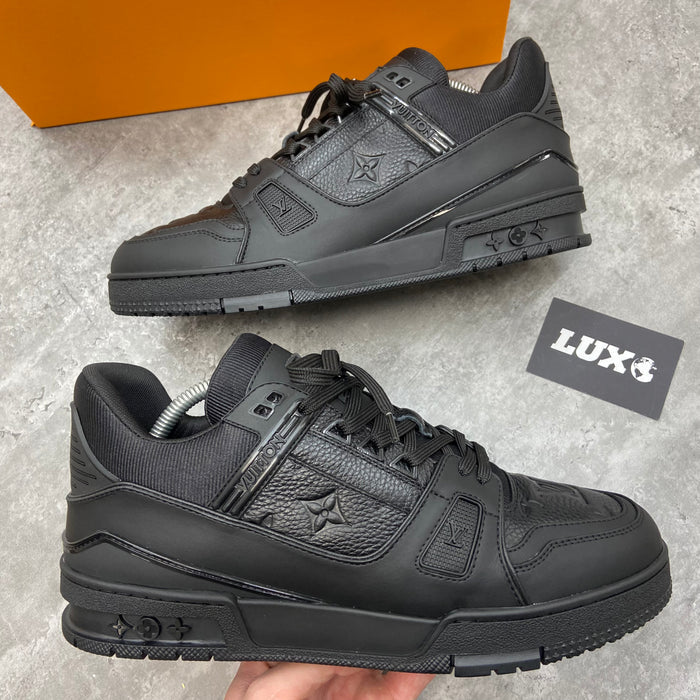 (PRE ORDER) LOUIS VUITTON TRAINERS - BLACK