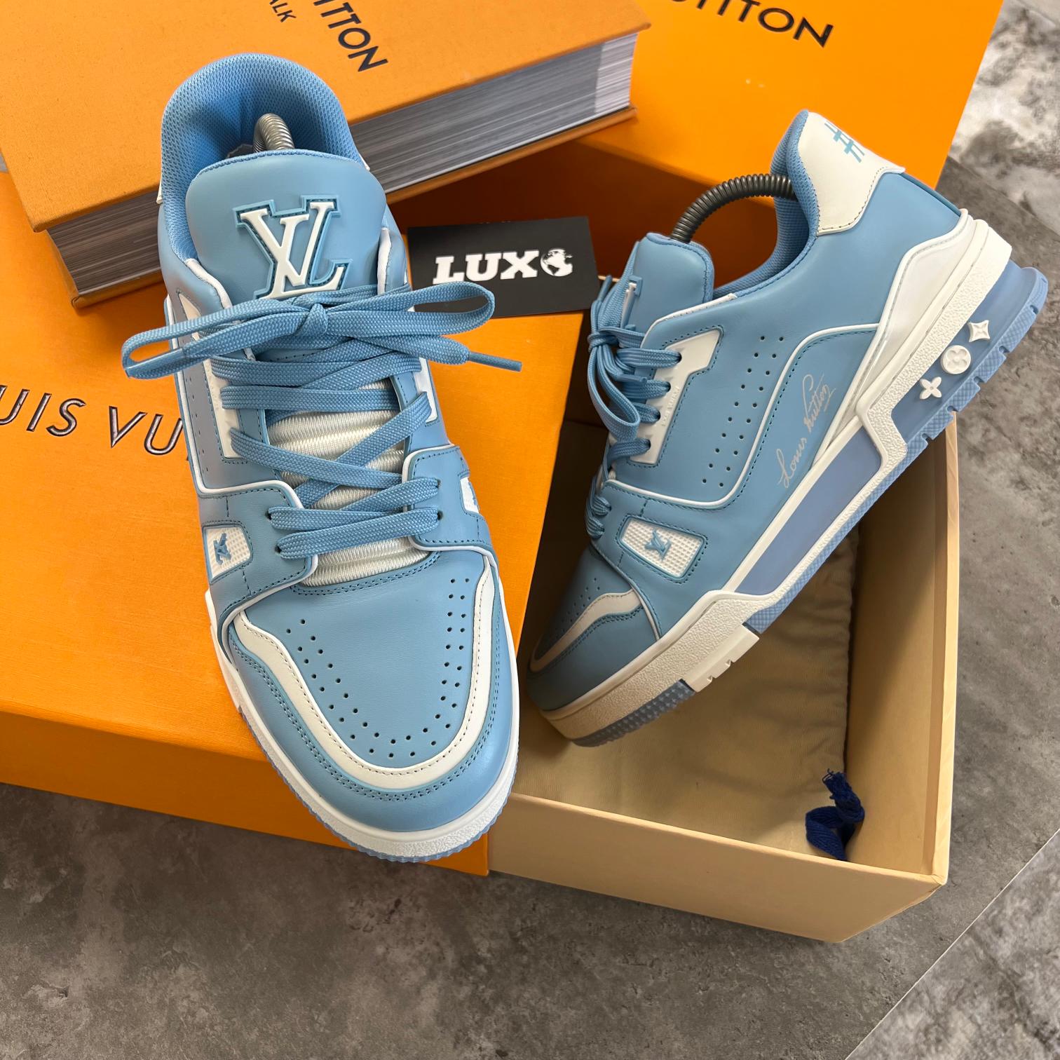 (PRE ORDER) LOUIS VUITTON  TRAINERS - SKY BLUE