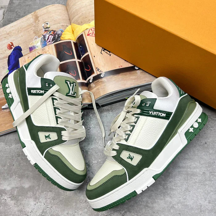 (PRE ORDER) LOUIS VUITTON TRAINERS - GREEN / WHITE