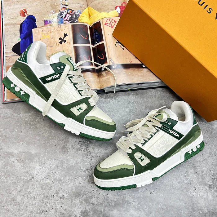 (PRE ORDER) LOUIS VUITTON TRAINERS - GREEN / WHITE