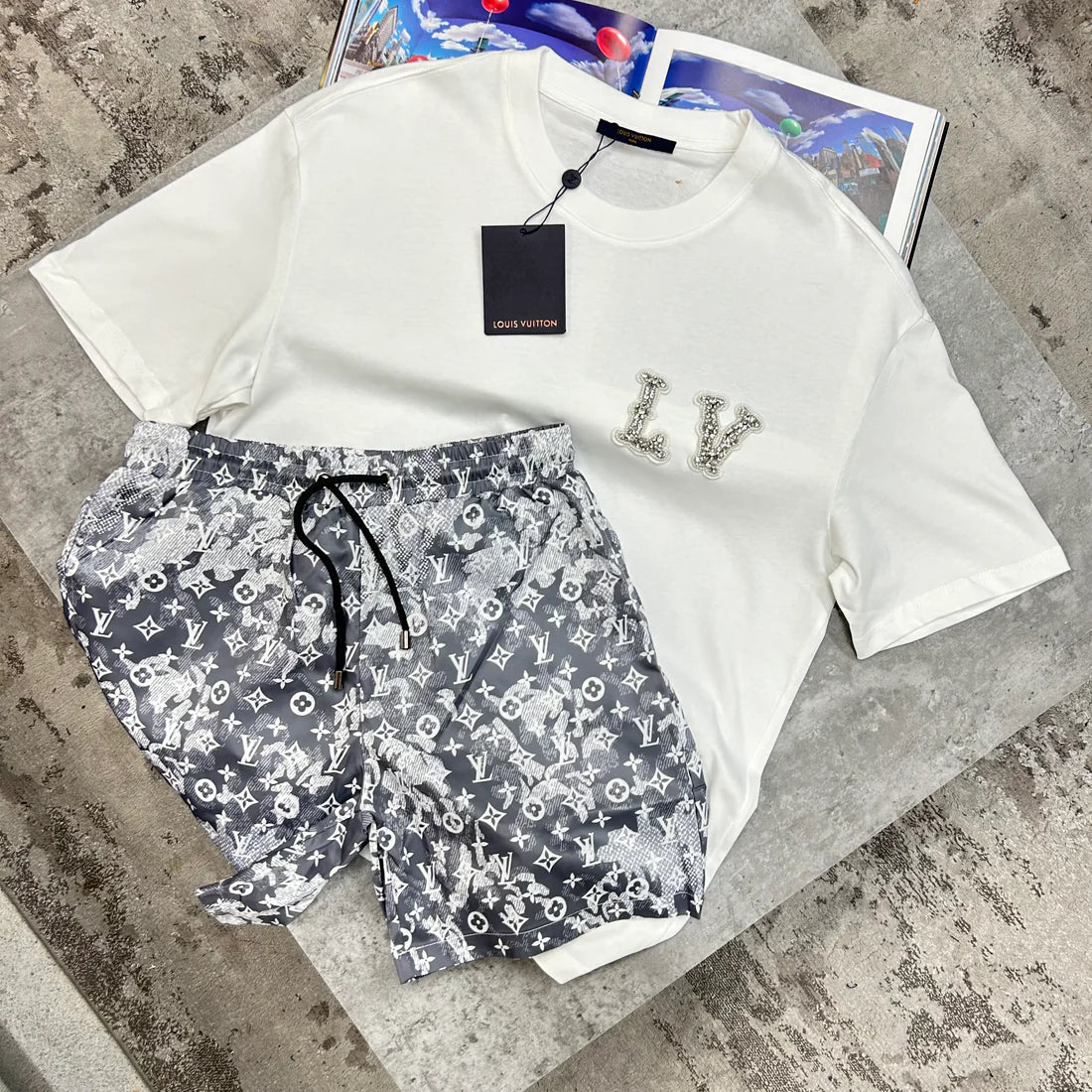 LOUIS VUITTON GEM LOGO T SHIRT - WHITE