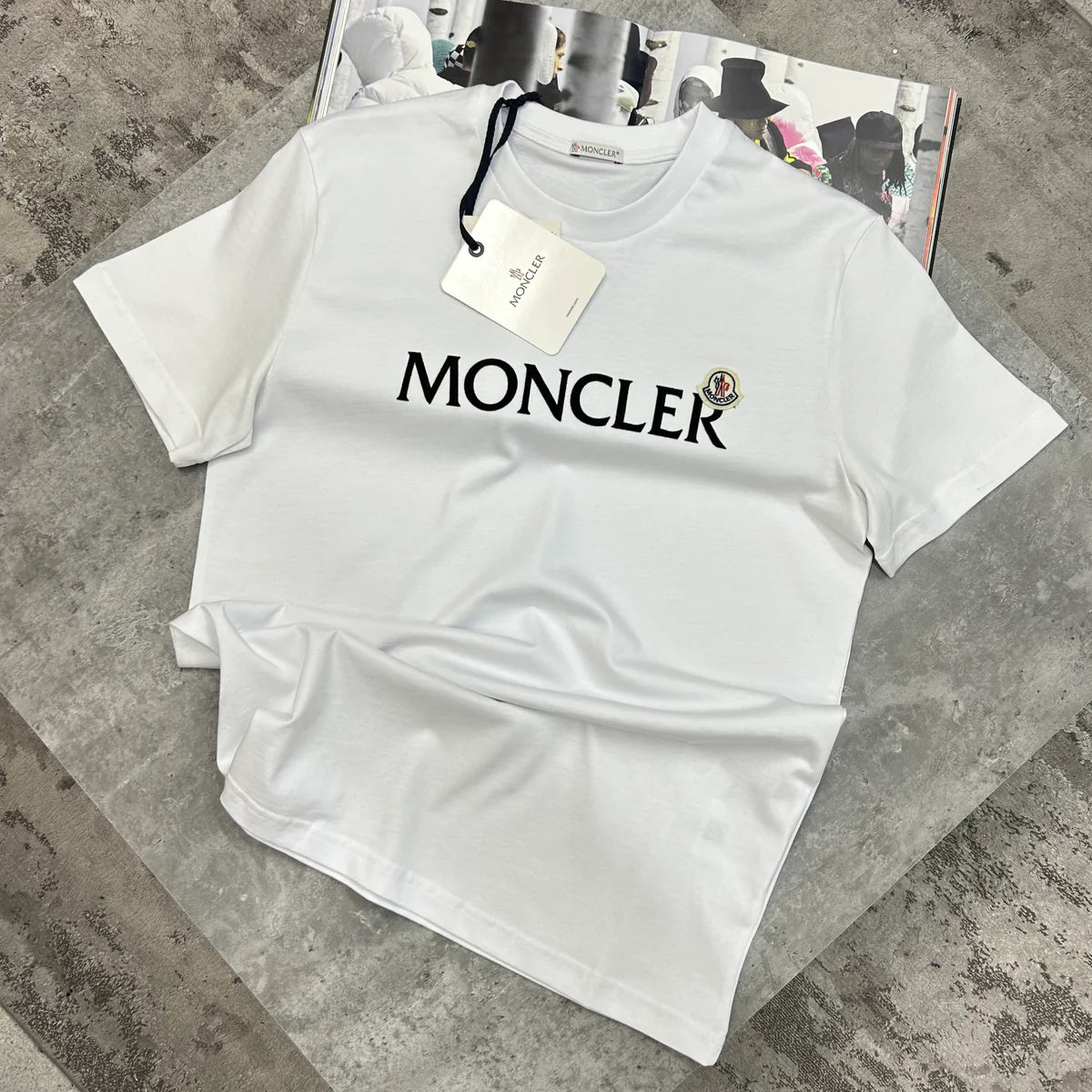 MONCLER BADGE T SHIRT - WHITE