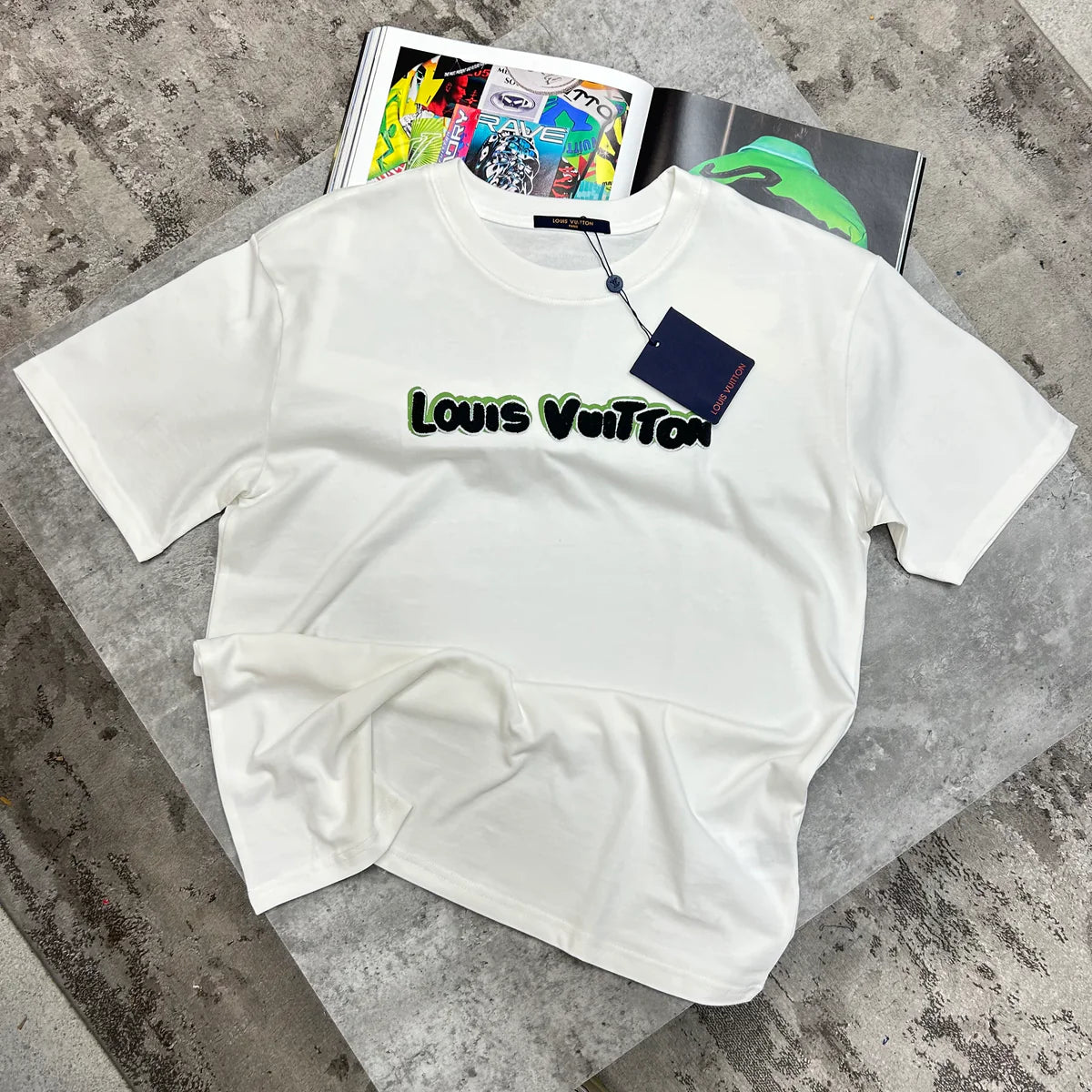 LOUIS VUITTON LOGO T SHIRT - WHITE