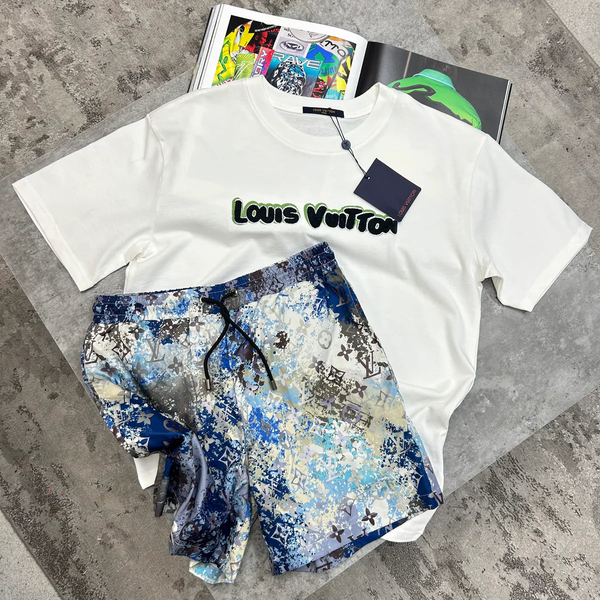 LOUIS VUITTON LOGO T SHIRT - WHITE