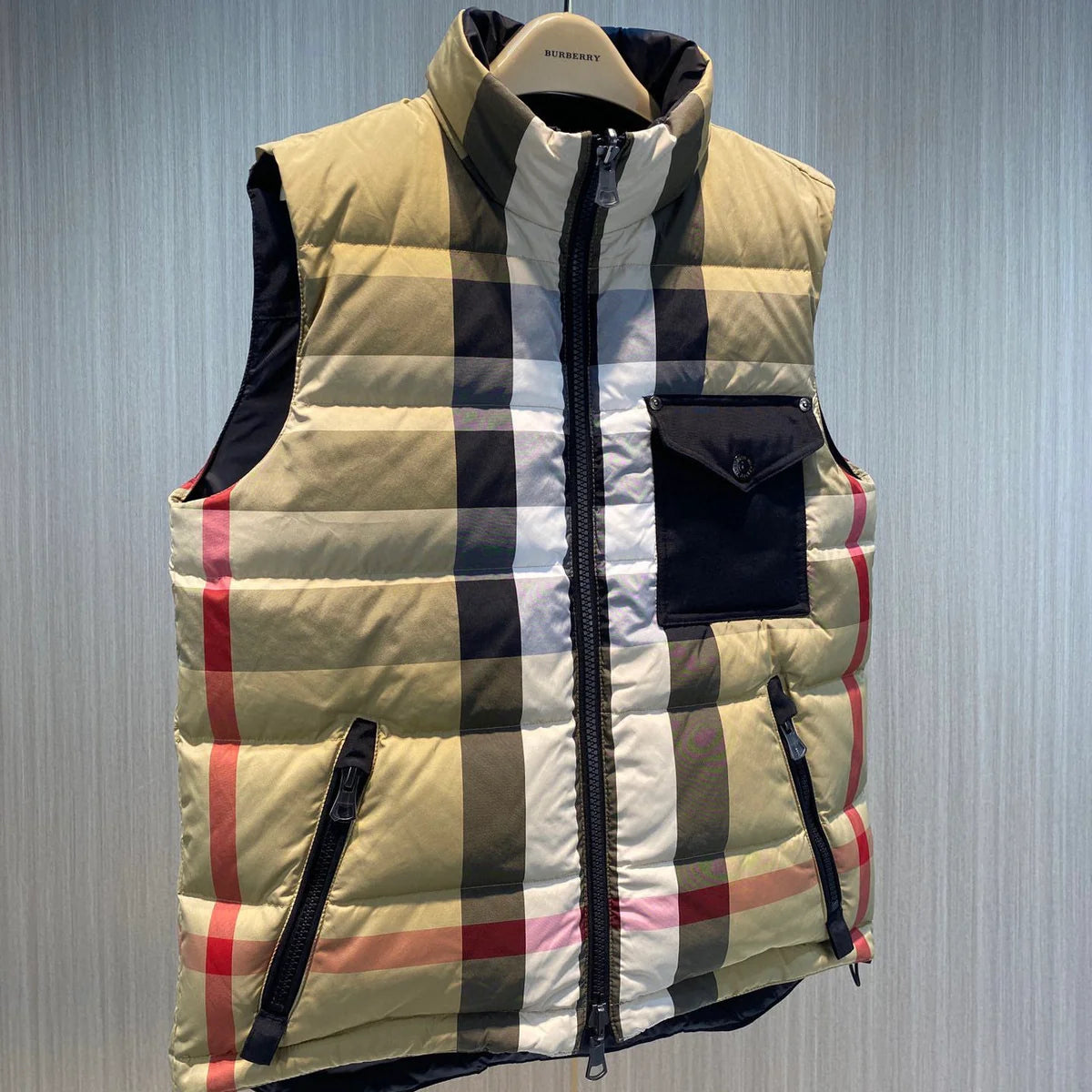 (PRE ORDER) BURBERRY REVERSIBLE GILET - BLACK